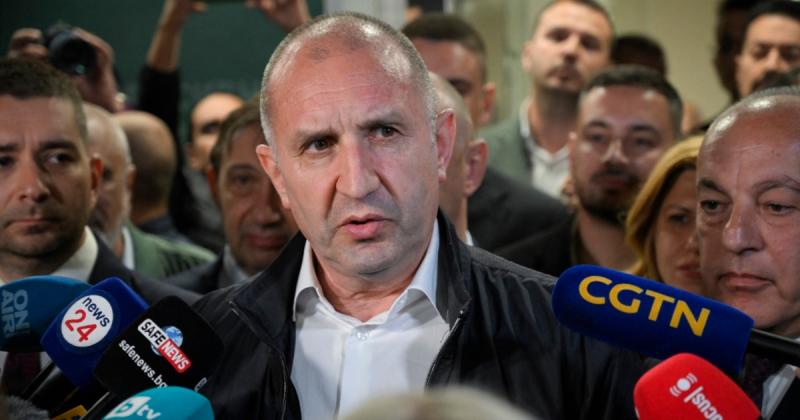 У Болгарії, неподалік від румунського кордону, стався вибух безпілотного апарату, повідомив Радев.