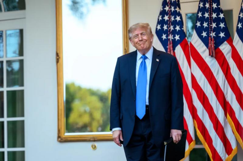 Трамп розпорядився виділити 20 мільйонів доларів з державного бюджету для фінансування своєї політичної реклами на телебаченні, повідомляє NYT.