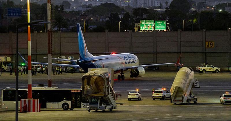 Пілот авіакомпанії Flydubai намагався здійснити аварійне приземлення пасажирського літака в аеропорту Тель-Авіва, повідомляють джерела в ЗМІ.