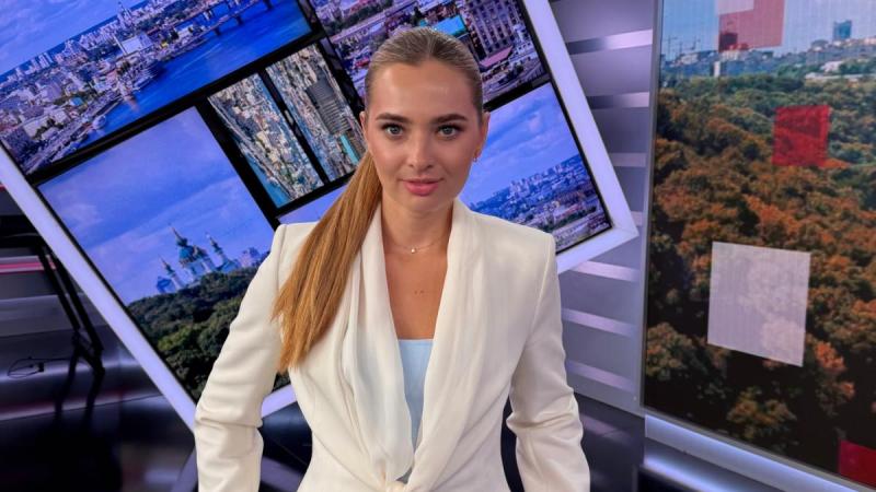 Ведуча новин ТСН Наталя Островська представила свій весняний лук в ефірі, вразивши користувачів соцмереж.