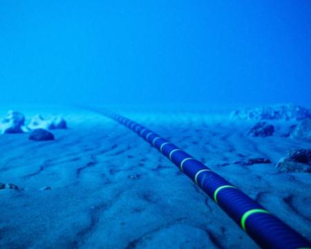 У Балтійському морі зазнали пошкоджень підводні кабелі, що призвело до втрати зв'язку між чотирма державами.