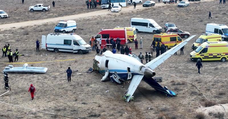 Пілоти азербайджанського літака вчинили неймовірний вчинок перед трагедією, повідомляє Bild.