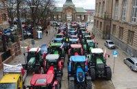 У Варшаві тисячі аграріїв вийдуть на акцію протесту проти рішень Європейської комісії, зокрема стосовно імпорту аграрної продукції з України.