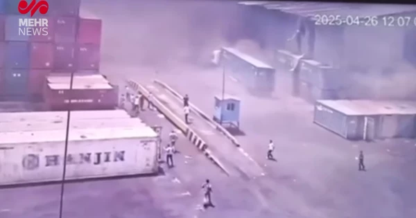 В іранському порту стався потужний вибух, внаслідок якого, за попередніми даними, постраждали близько 500 осіб.