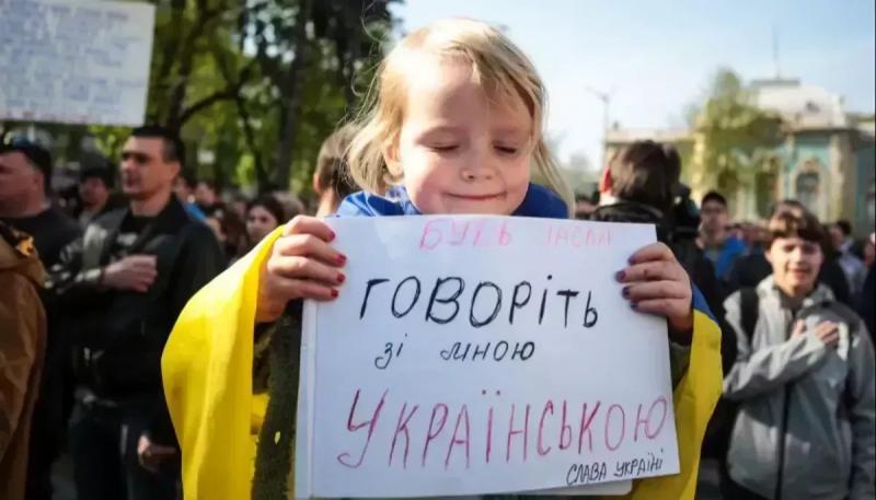 Група представників культурної сфери виступила з ініціативою щодо реформування мовної політики та висловила підтримку Олександру Завальському в його кандидатурі на посаду омбудсмана.