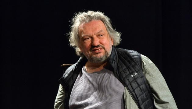 Влад Троїцький — це талановитий режисер.