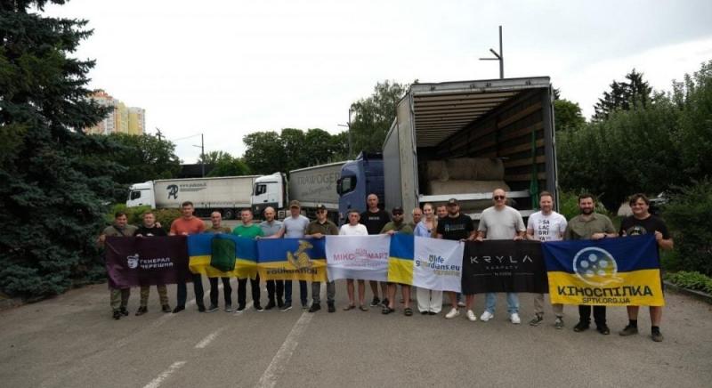 Об'єднані з метою підтримки: виробник FPV-дронів 