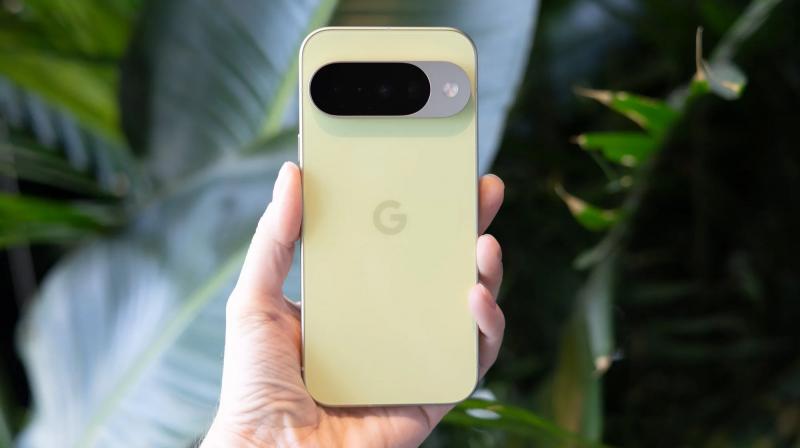 У новій лінійці Google Pixel 10 з'явився інноваційний чіп G5, підтримка Qi2 для бездротової зарядки, вдосконалені камери, розширені можливості штучного інтелекту та покращені акумулятори.