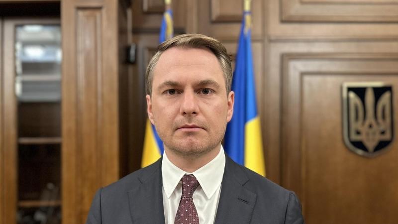 Суд ухвалив рішення про безальтернативний арешт для підозрюваного в справі сексуального насильства, колишнього директора 