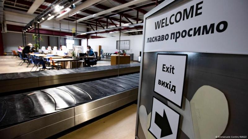 У Берліні планують закриття найбільшого центру для біженців з України.