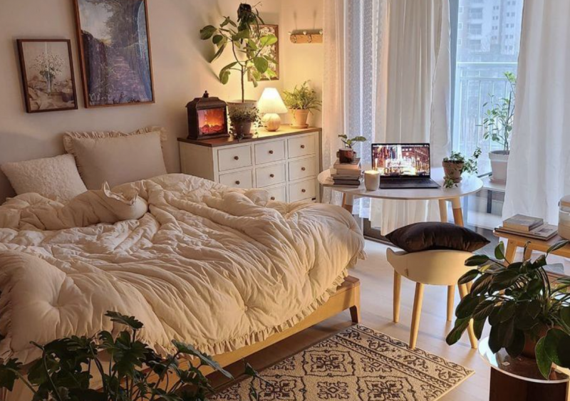 Чому телевізор у спальні є непомітним ворогом: які зміни відбуваються з вами, коли ви засинаєте під час перегляду улюбленого серіалу.