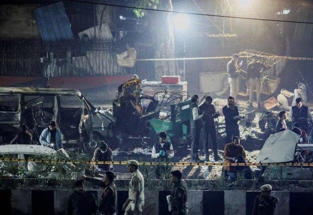 Теракт у Нью-Делі: автомобіль вибухнув на 