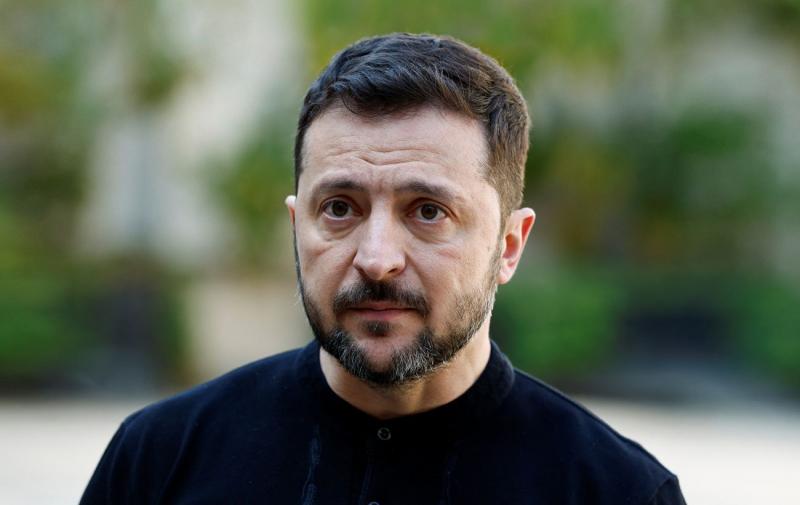 Зеленський стосовно Покровська: питання щодо виведення військ належить до компетенції командирів.