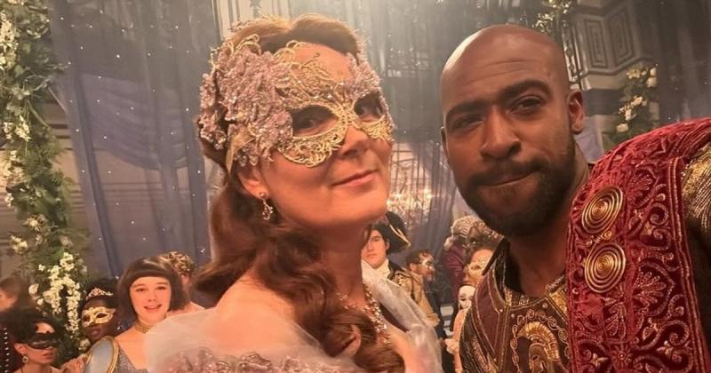 Як розроблялася елегантна сукня для персонажа відомого серіалу 