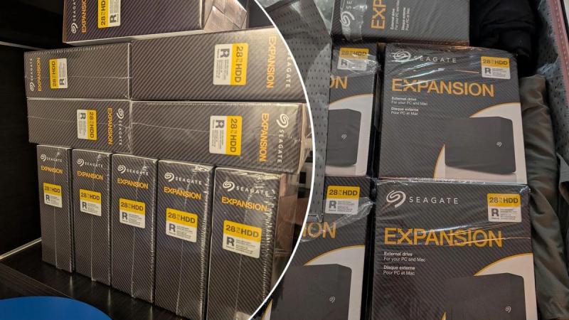 Британець знайшов спосіб заощадити на комплектуючих для свого комп'ютера, здійснивши поїздку до Нью-Йорка – ось його історія.