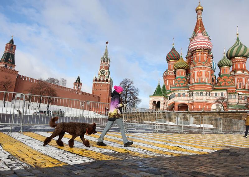 Згідно з опитуваннями, безпрецедентна кількість громадян Росії підтримує ідею мирних переговорів.