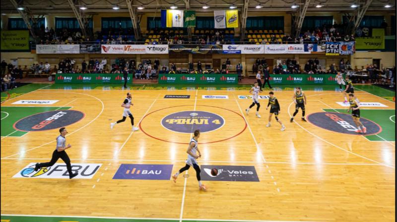 Грізний Дніпро та непередбачуваний 