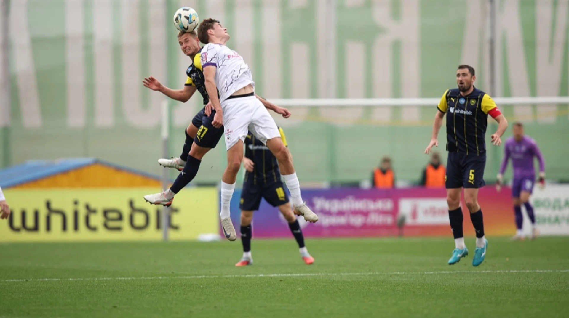 ЛНЗ та Металіст 1925 оголосили склади своїх команд на матч 25-го туру Української Прем'єр-ліги.