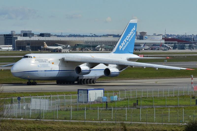 Які події трапилися з Ан-124 