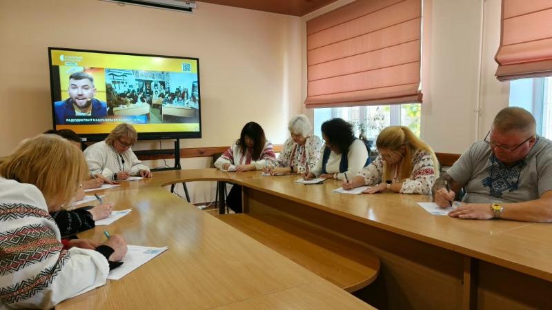 Лінгвістична єдність: як у Харкові проходив Всеукраїнський радіодиктант (фотозвіт)